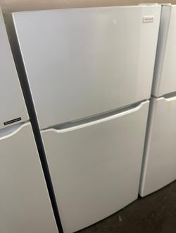Frigidaire Top Freezer Fridge – White, EvenTemp, Clean