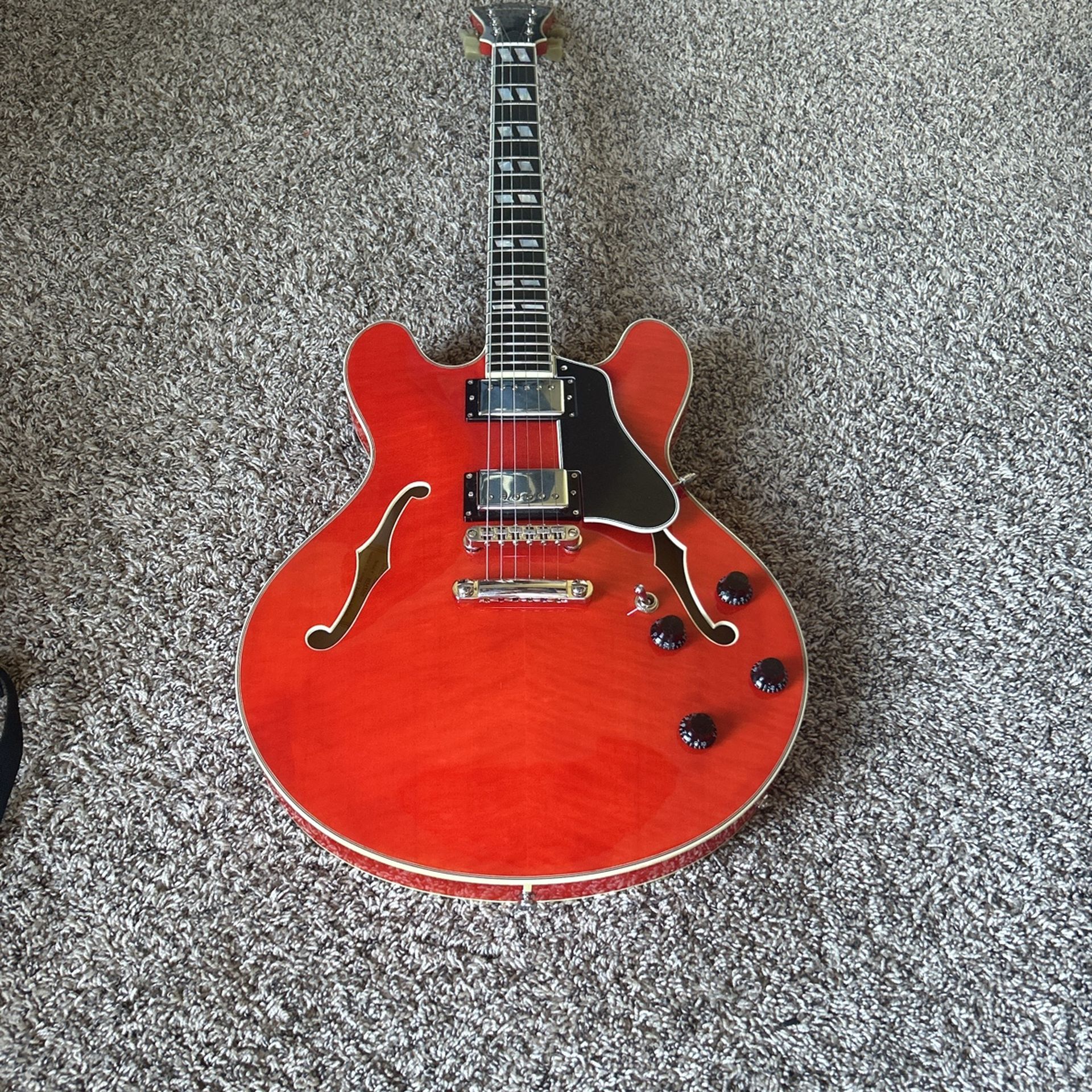 Eastman T486RD Guitar