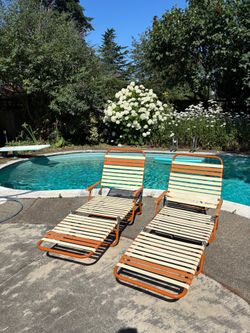 Vintage Mid-Century Modern Vinyl Strap Reclining Chaise Loungers – Pair