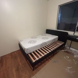 Full size Bed ( READ DESCRIPTION)