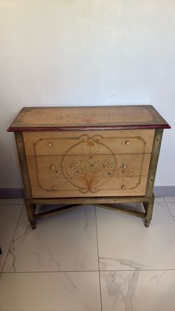 Dresser