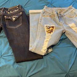 Brand new stretch Jeans for small women ..$20