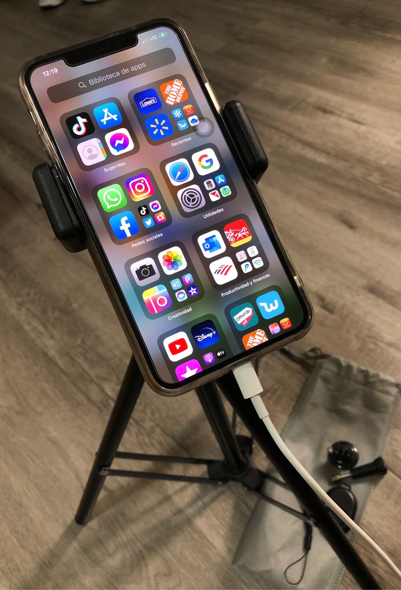 Dayleer selfie stick tripod 62”