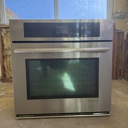 Jenn Air oven and dishwasher. 