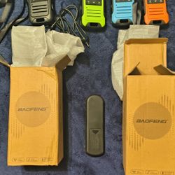 New Walkie Talkies Set Of For 22 Channel And Weather Alerts Clips Lanyards And Chagers Included