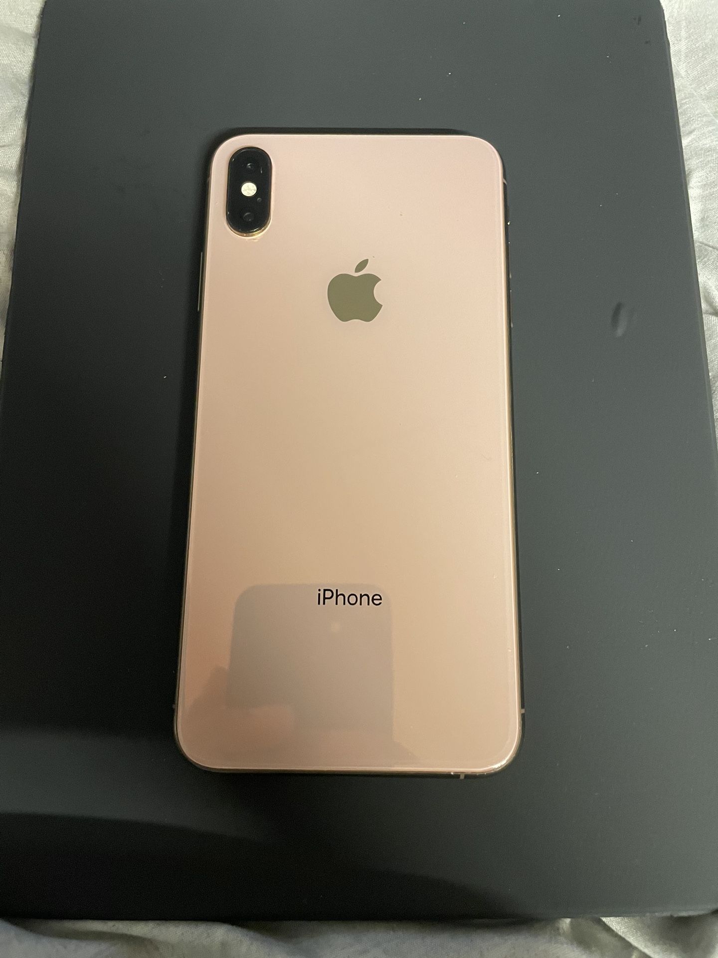 Apple iPhone Xs Max 64GB Gold T-mobile 