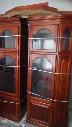 Wooden Entertainment center for Free!
