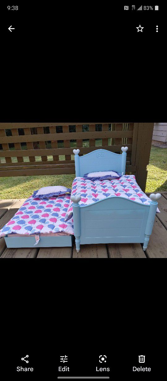 Baby doll Bed American Girl 