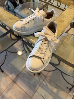 Women’s US 8.5 Alexander McQueens
