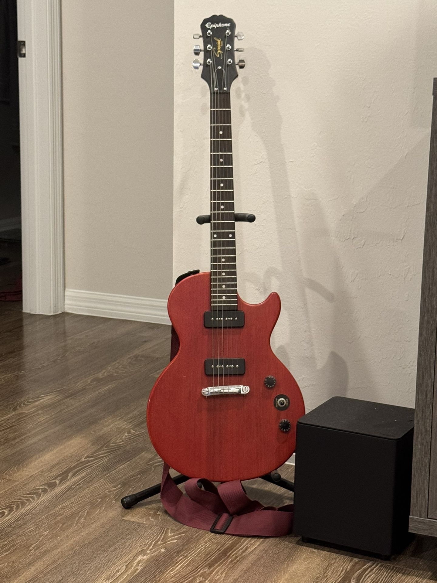 Epiphone Guitar and Amp