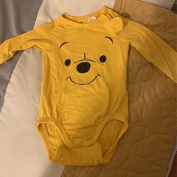 4-6 month old winnie the pooh set