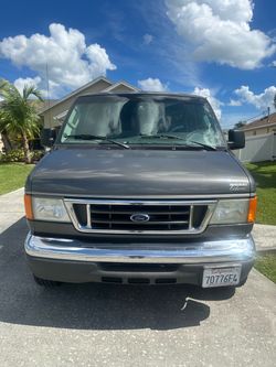 2006 Ford E-250