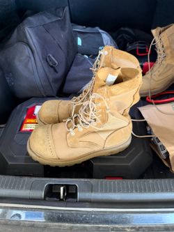 Steel toe military boots
