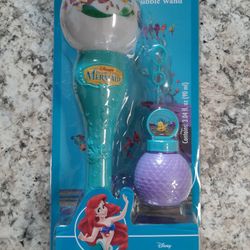DISNEY BUBBLE BLOWER