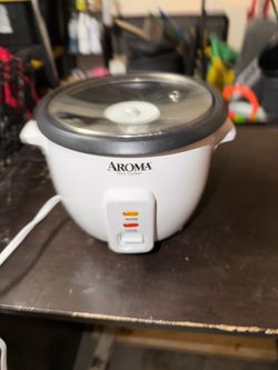 Aroma Rice Cooker with Glass Lid