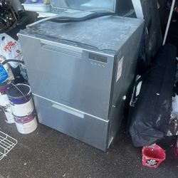 Fisher & Paykel Dishwasher