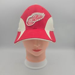 Reebok Flexfit DetroitRedWings NHLRed/WhiteHatOneSize. 5