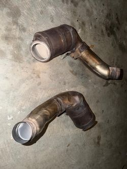 Stock BMW F10 M5 downpipes