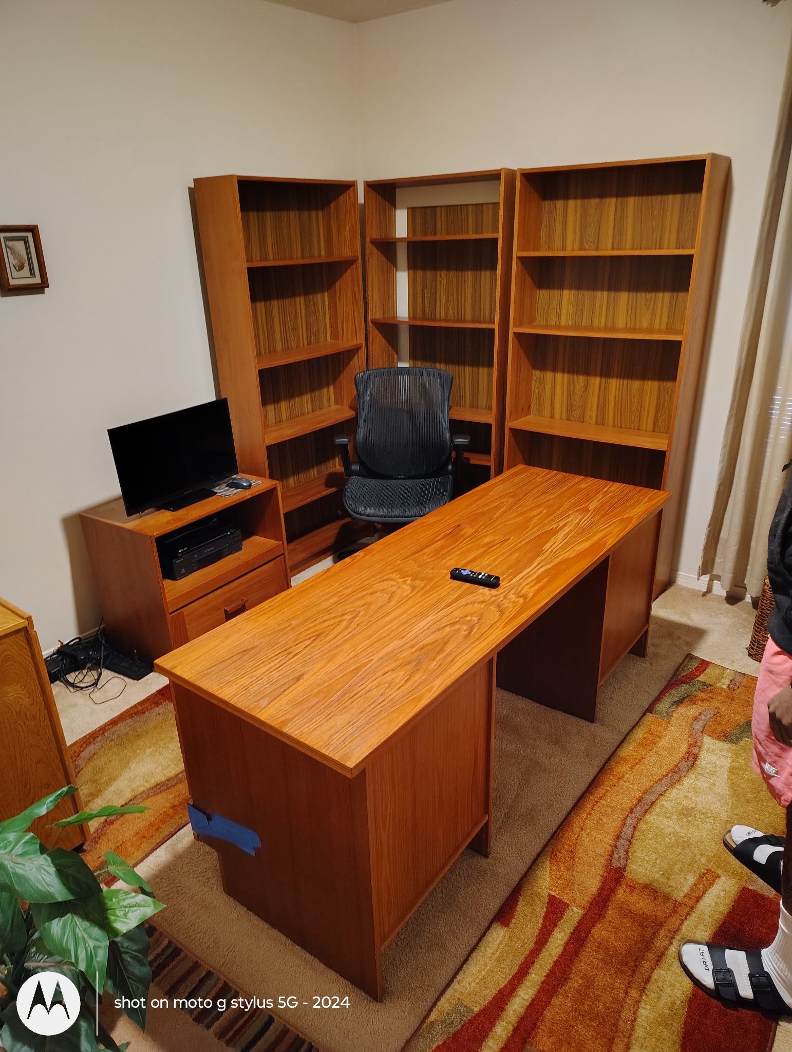 Office Desk, Book Shelves, File Cabinets