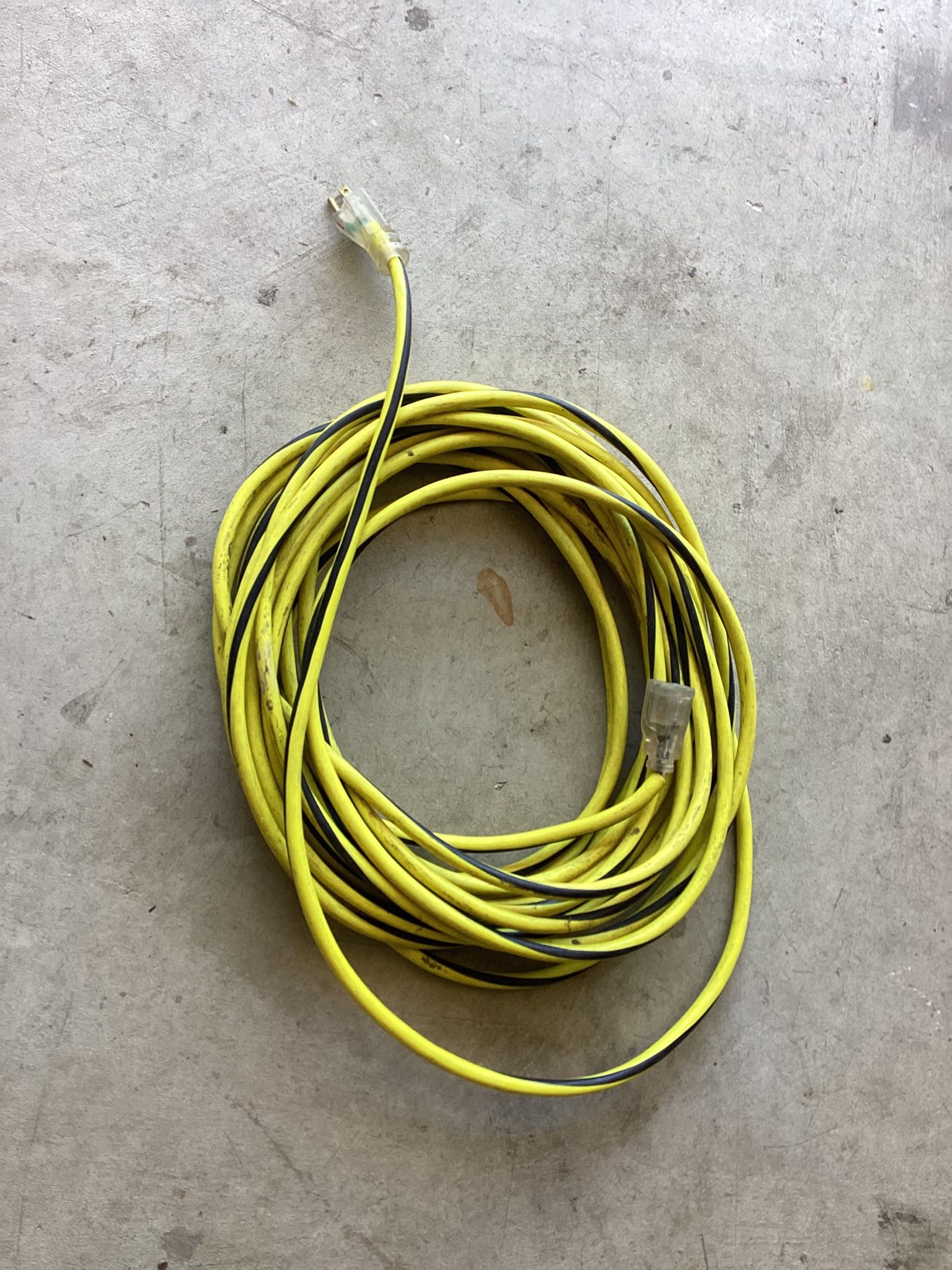 Heavy Duty Electrical Cord 50 Foot Long Good Condition