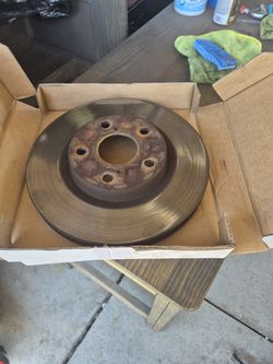 Discos delanteros para toya camry 2010