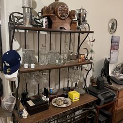 Household Items! Great Items!decor, Glassware Etc.