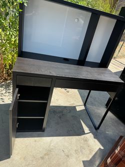 Desk with whiteboard back