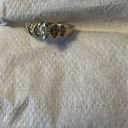 10k Gold Diamonds Ring Size 7 (👉 Firm 
