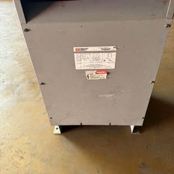 Federal Pacific T43T30 30 KVA HV: 480V LV: 240/120V Transformer