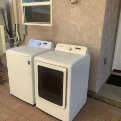 Washer And Gas Dryer 