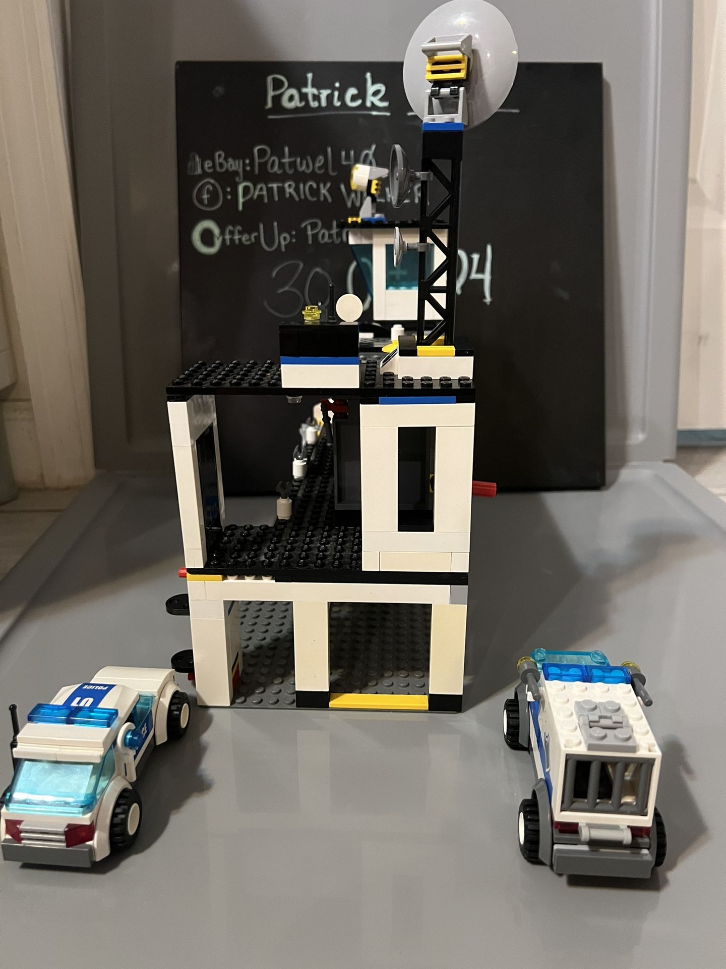 7744 LEGO City Police Headquarters