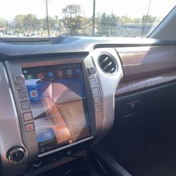 2017 Toyota Tundra Radio Tesla 