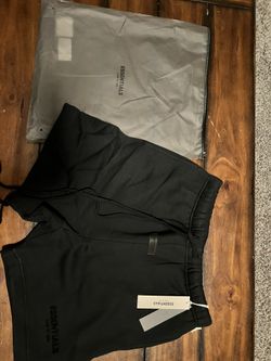 Essential Limo Black