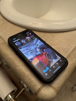 iPhone 13 (Line Available $25)