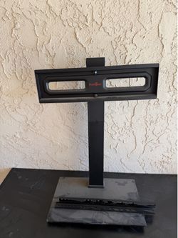 Tv stand w/ brackets
