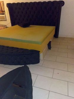 King size bed / mattress & boxsprings free free