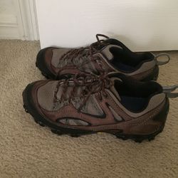 Patagonia shoes all terrain size 10
