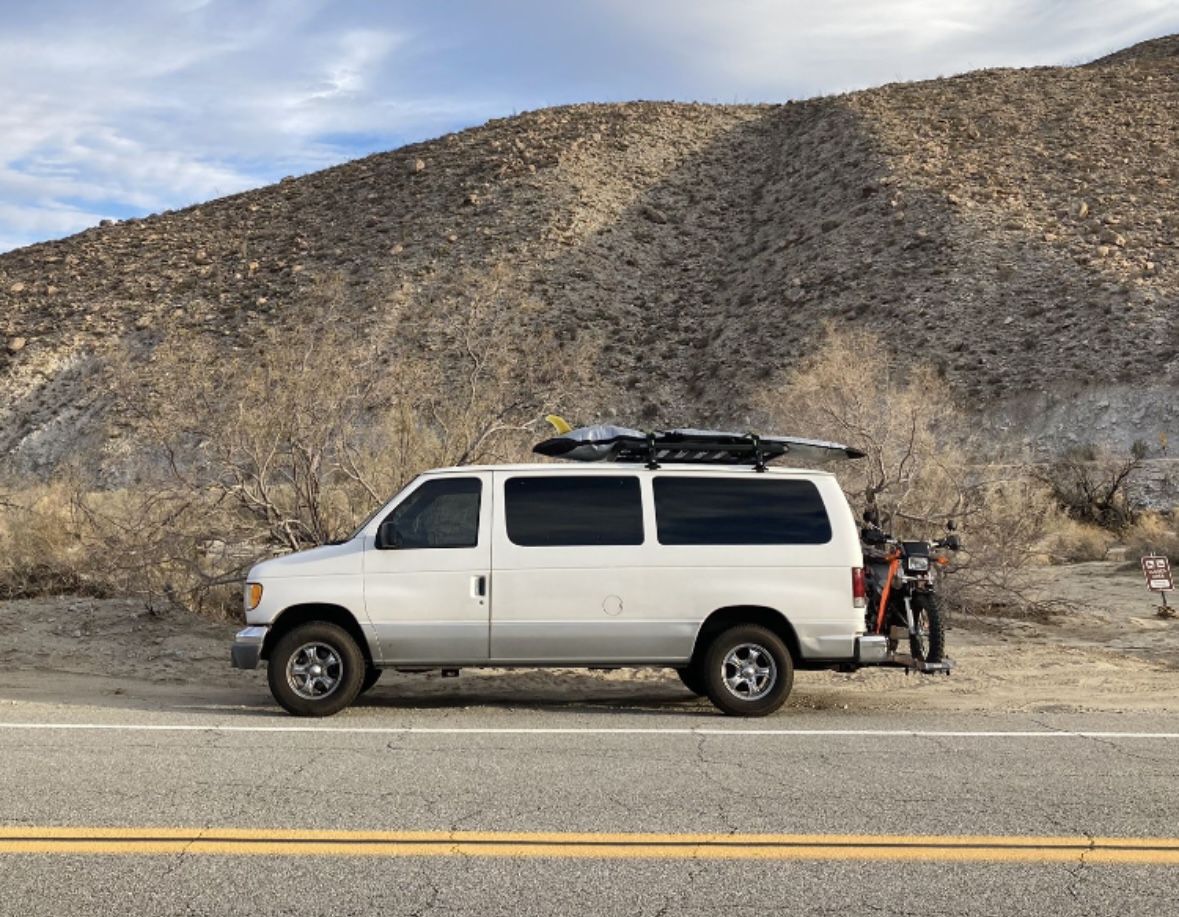 2002 Ford E150