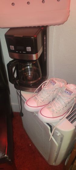 Chucks sz 8