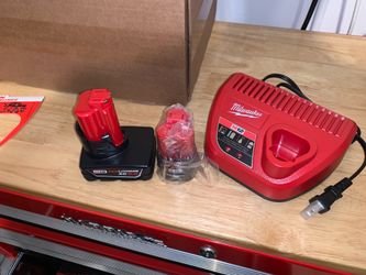 New Genuine Milwaukee M12 Batteries and Charger