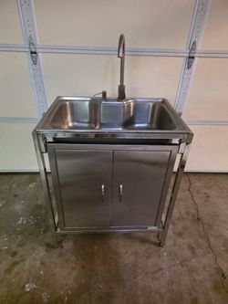 Stainless steel utility sink