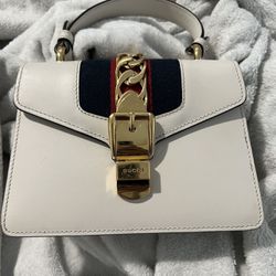 100 % Authentic Gucci Mini Top Handle Sylvie Bag