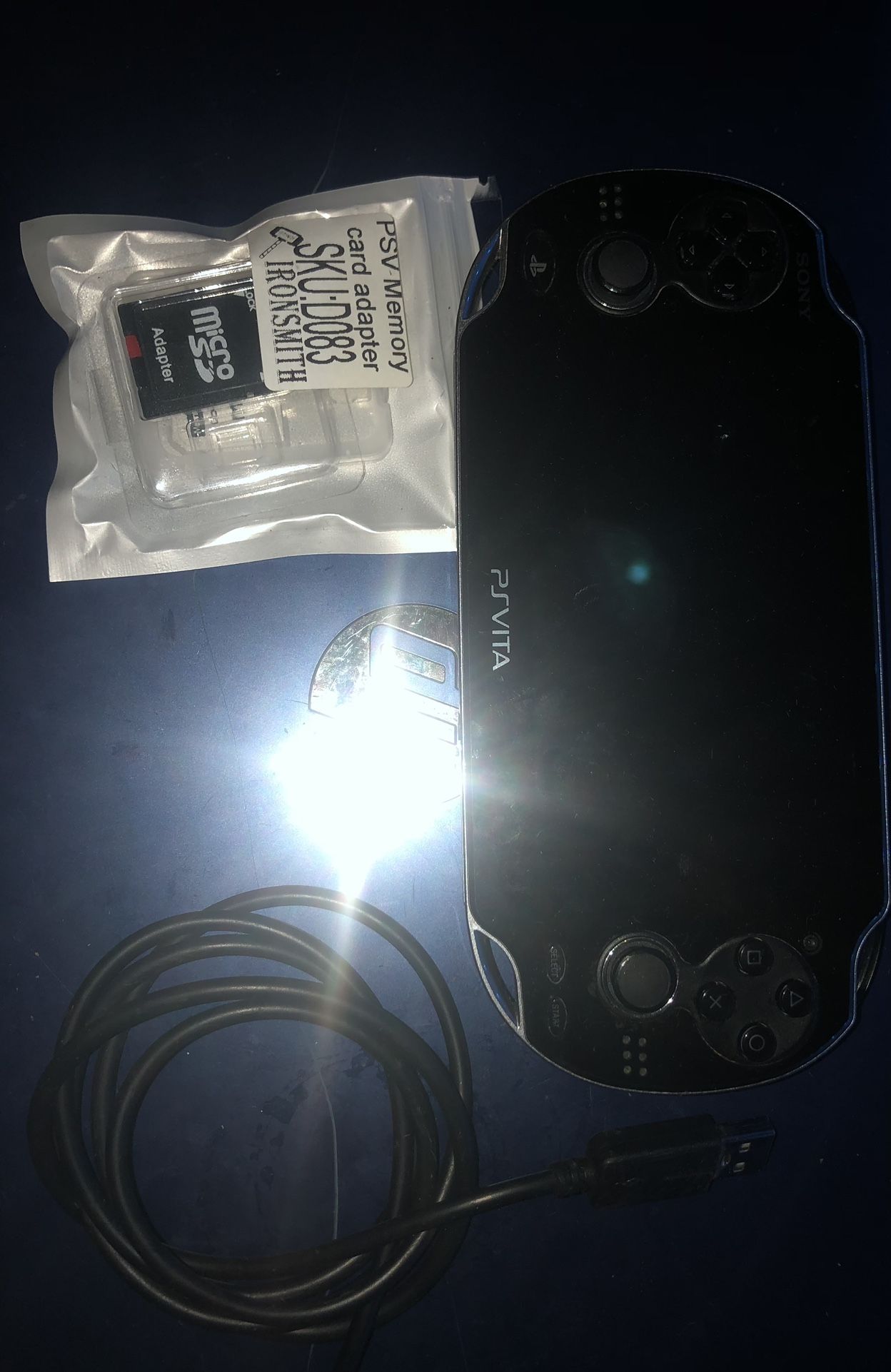 PS Vita 1001 (Needs New Battery)
