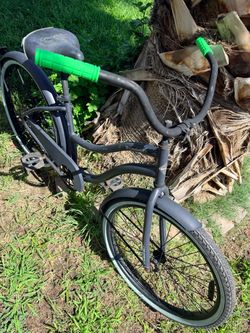 Huffy Beach Cruiser 26" Bicycle