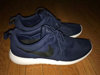 Nike Roshe navy blue
