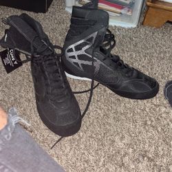 Core boxing Shoes Never Used 