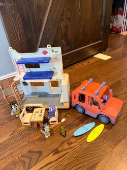Bluey Caravan Playset