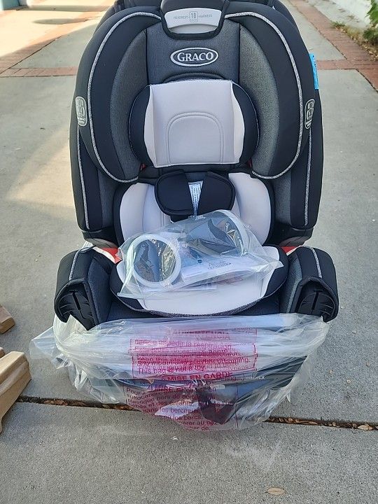 Graco 4ever Dlx Infant Car Seat Manufacture Date 10/30/2023