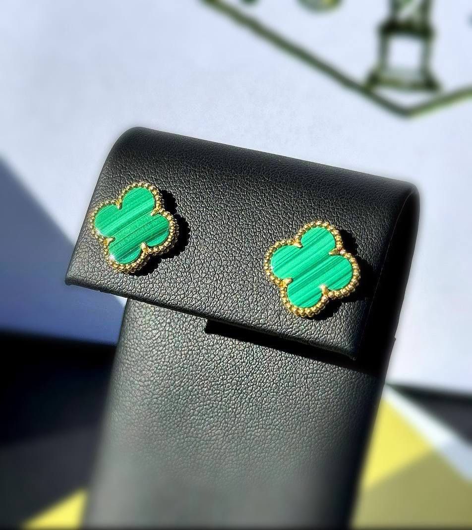 18k yellow gold Van Cleef style Alhambra green Malachite stone clover stud earrings