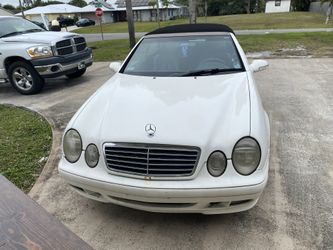 2002 Mercedes-Benz CLK320